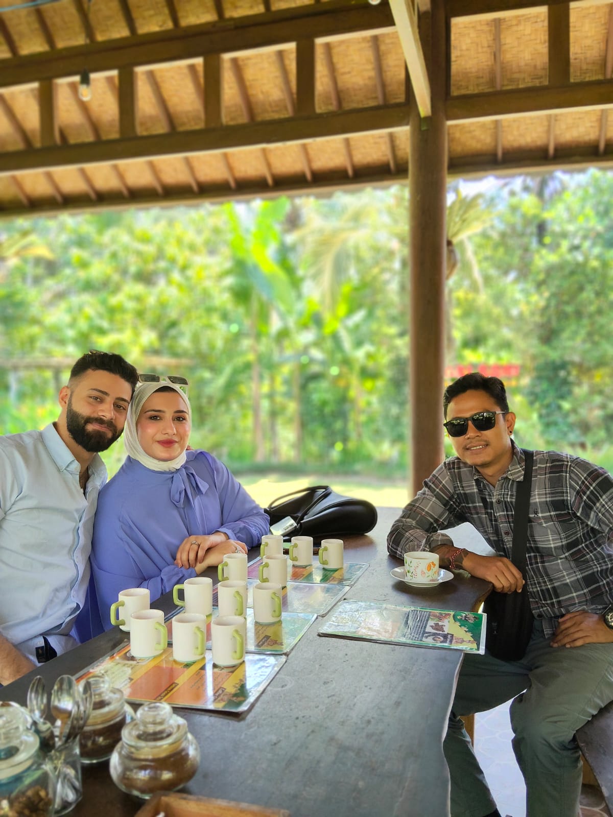 WhatsApp Image 2025-10-13 at 09.40.59 (1)